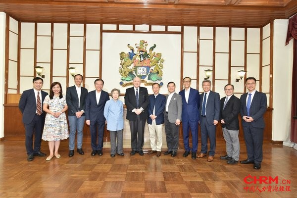 港大ICB及港大SEA 顾问委员会首次会议合影 港大ICB及港大SEA 顾问委员会首次会议合影