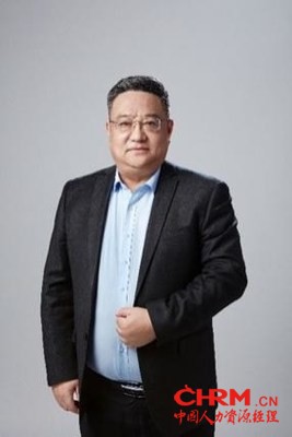 立邦投资有限公司副董事长、立邦中国供应链管理总部高级副总裁邢荣华