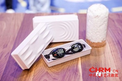迪卡侬环保泳镜盒