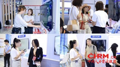 参展客商与顾问团队深入交流