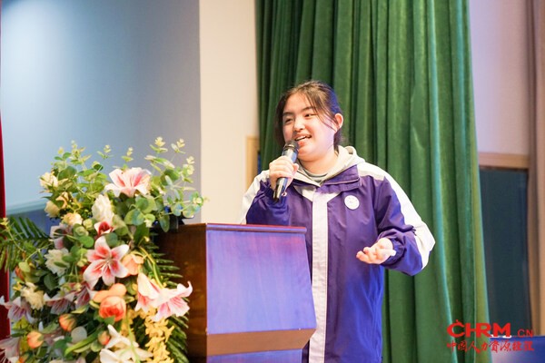 高二科技女生代表谈思宇分享见闻