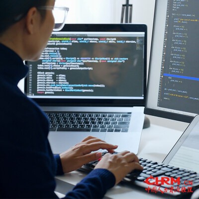 Cognizant最新研究显示：AI正以超预期的速度改变劳动力结构，但人类的作用依然至关重要。