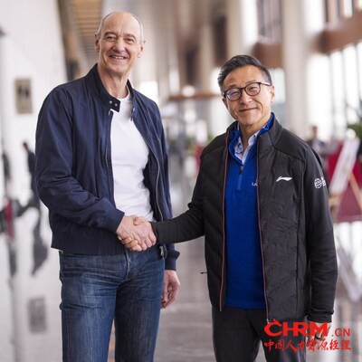 西门子股份公司董事会主席、总裁兼首席执行官博乐仁（Roland Busch）与阿里巴巴集团主席蔡崇信宣布深化合作