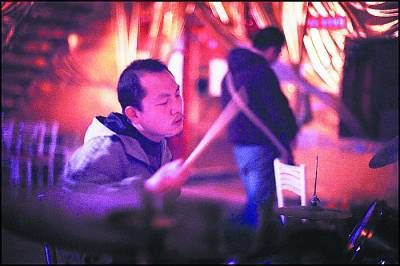 岳建波在演出 岳建波在演出